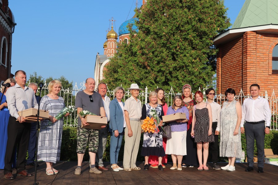 В Новочебоксарске отметили День семьи, любви и верности
