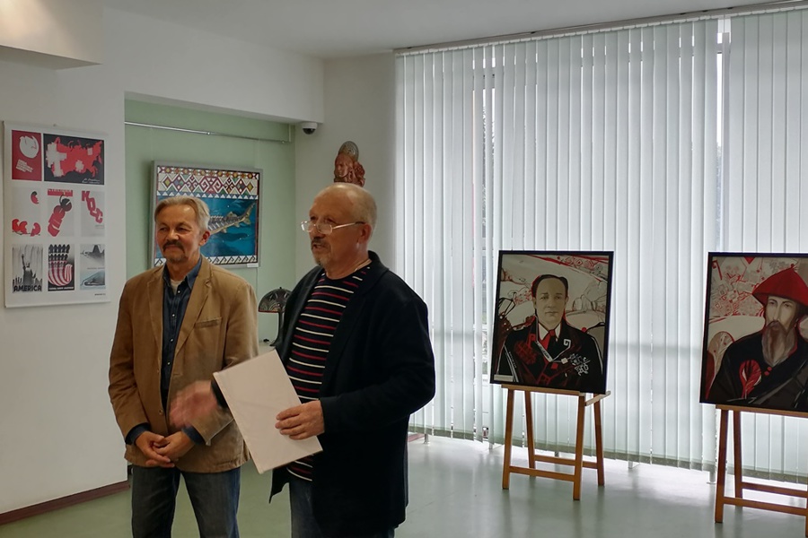 В Национальной библиотеке Чувашской Республики развернулась выставка приуроченная ко Дню Чувашской Республики