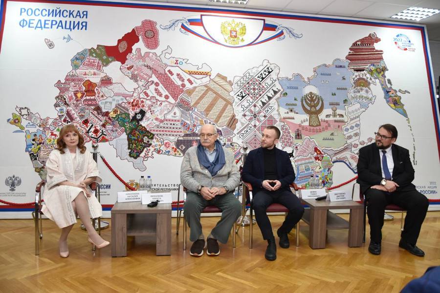 Никита Михалков вновь в Чувашии. Теперь с творческим вечером «Территория моей любви»