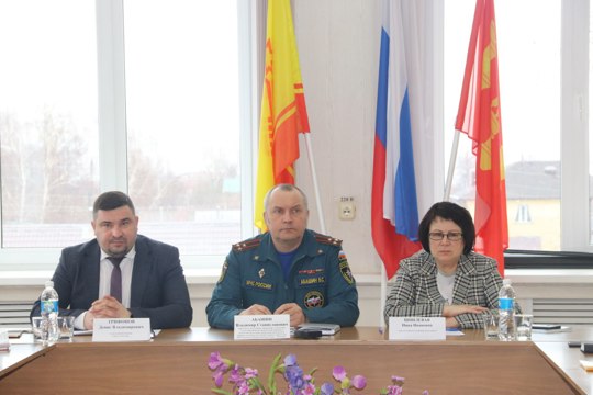 Состоялось совместное заседание комиссии по предупреждению и ликвидации чрезвычайных ситуаций Алатырского муниципального округа и г. Алатырь