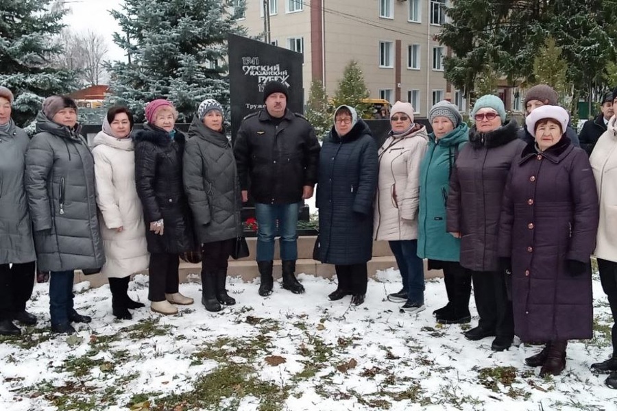 28 октября в Ядринском муниципальном округе состоялись митинги памяти строителей Сурского и Казанского оборонительных рубежей.