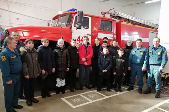 Учащиеся Байдеряковской школы посетили пожарную часть