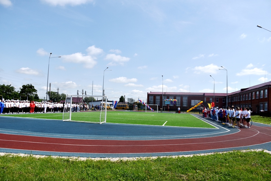 Открытие стадиона при Батыревской СОШ