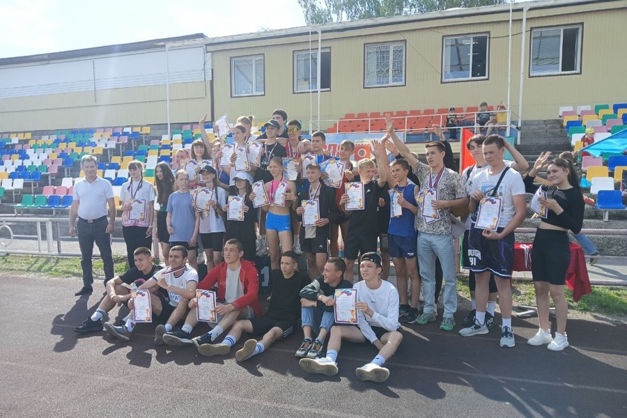 22 мая на стадионе «Труд» состоялось первенство города Шумерля по легкой атлетике