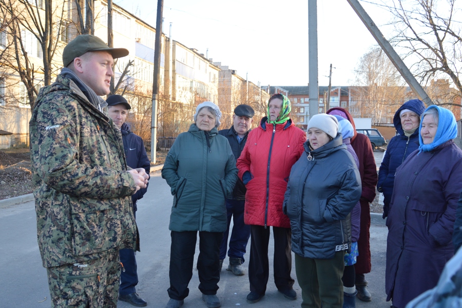 Владимир Михайлов обсудил с жителями вопросы благоустройства дворов