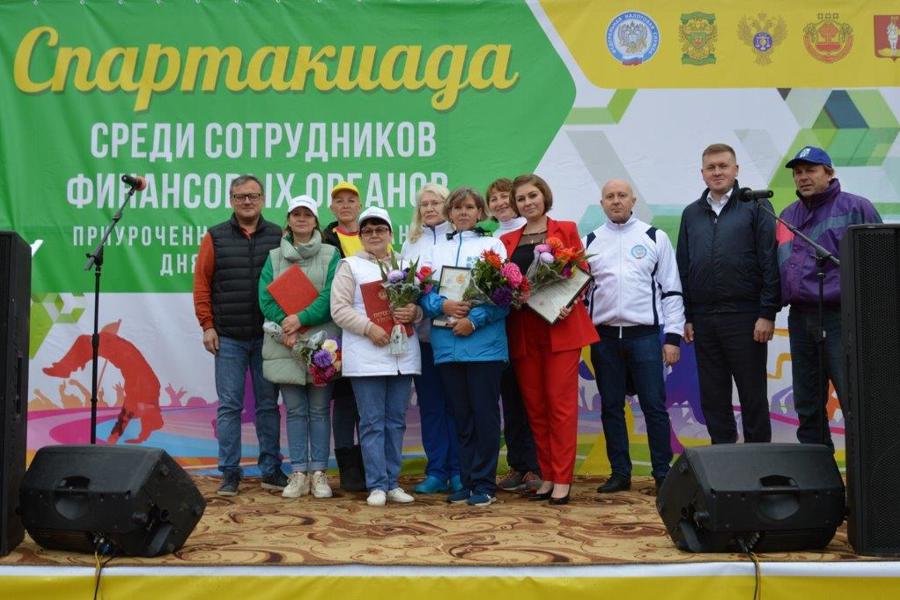 Главный специалист-эксперт финансового отдела администрации Козловского муниципального округа Татьяна Манюкова удостоилась Благодарности Главы Чувашской Республики