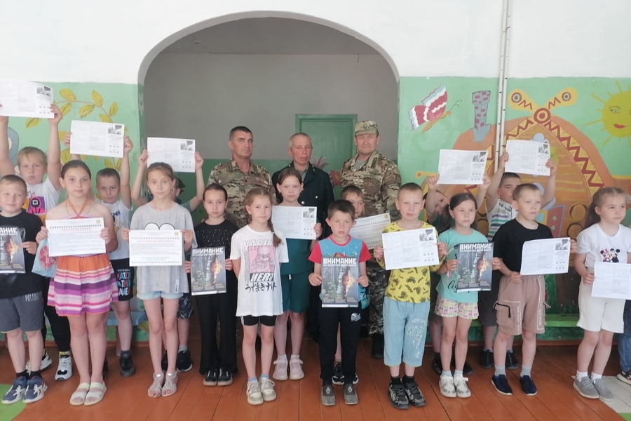 Останови огонь: представители Алатырского лесничества организовали встречу с ребятами в детском пришкольном лагере