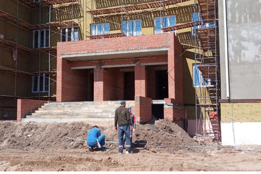 Более 70 % работ по строительству новой школы уже выполнены