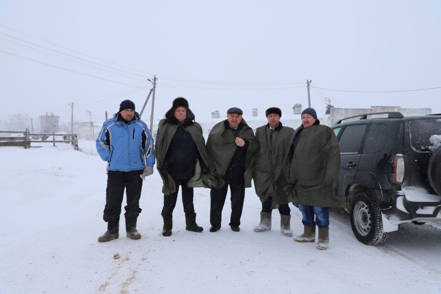 Продолжается объезд сельскохозяйственных предприятий и крупных крестьянско – фермерских хозяйств с целью контроля за ходом зимнего содержания скота