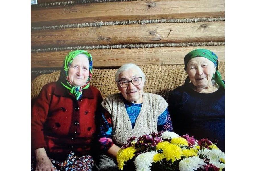 90-летний юбилей отметила ветеран труда, жительница д. Байгеево Михайлова Зоя Михайловна