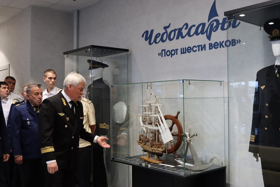 В АО «Чебоксарский речной порт» состоялось торжественное открытие музейной экспозиции «Чебоксары – порт 6 веков»