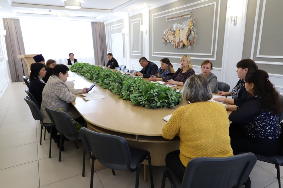 Состоялось заседание Совета по межнациональным и межконфессиональным отношениям в Яльчикском муниципальном округе