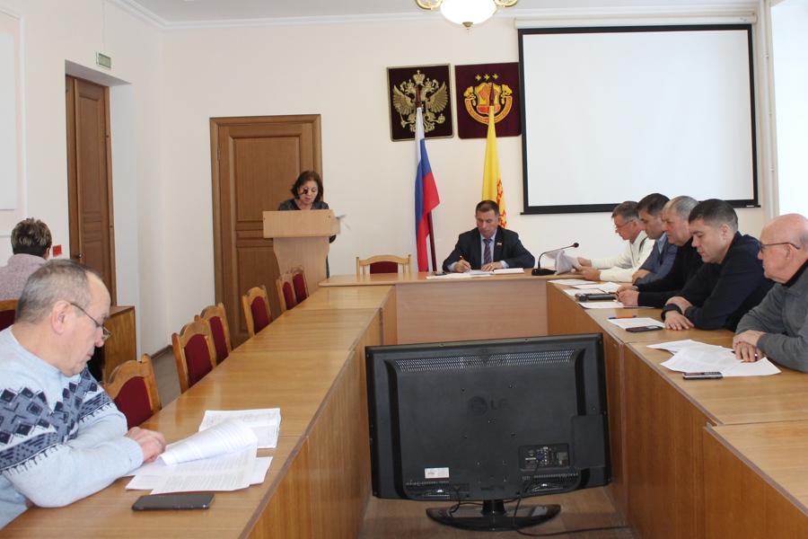 Состоялось заседание постоянной комиссии Собрания депутатов Урмарского муниципального округа