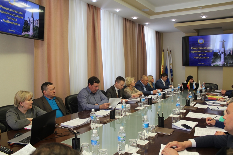 Состоялось совместное заседание постоянных комиссий Чебоксарского городского Собрания депутатов по местному самоуправлению и законности и  по социальному развитию