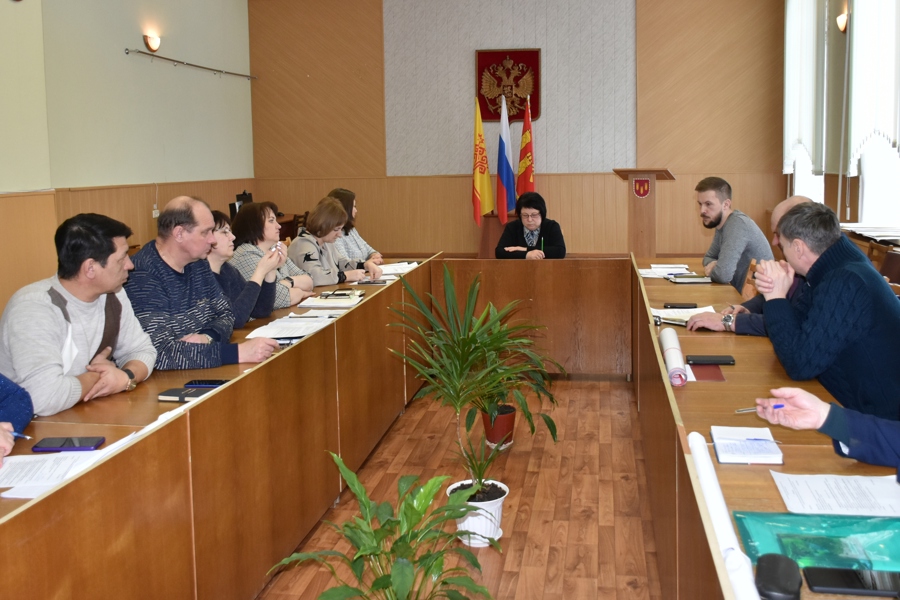 Глава Алатырского муниципального округа провела еженедельное рабочее совещание