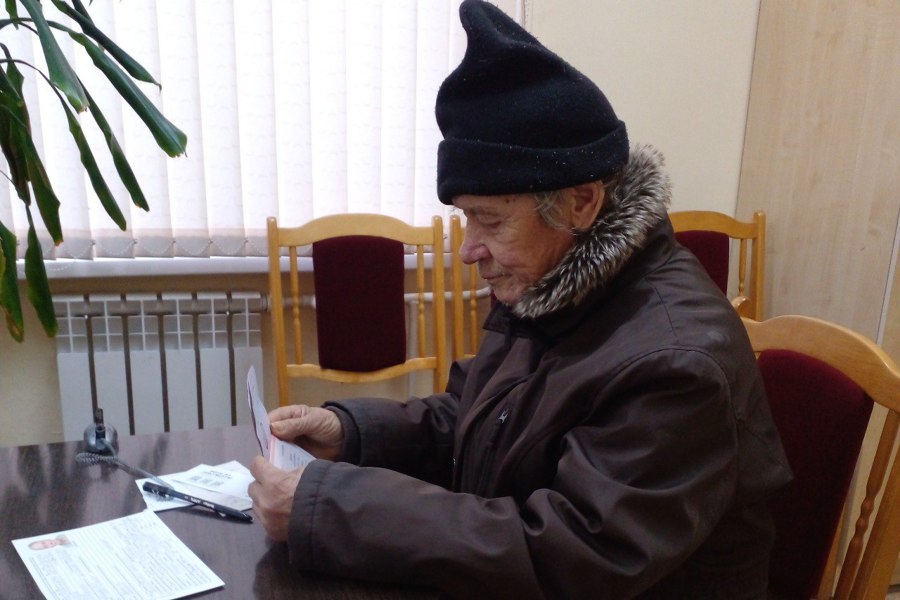 «Шанс на новую жизнь»: сотрудники республиканского центра социальной адаптации помогли пожилому мужчине восстановить паспорт