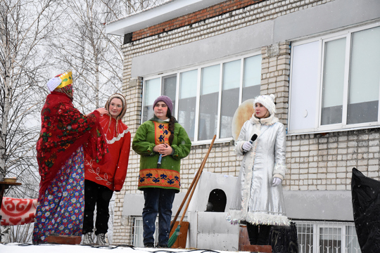 Широко и весело отметили Масленицу в поселке Ибреси