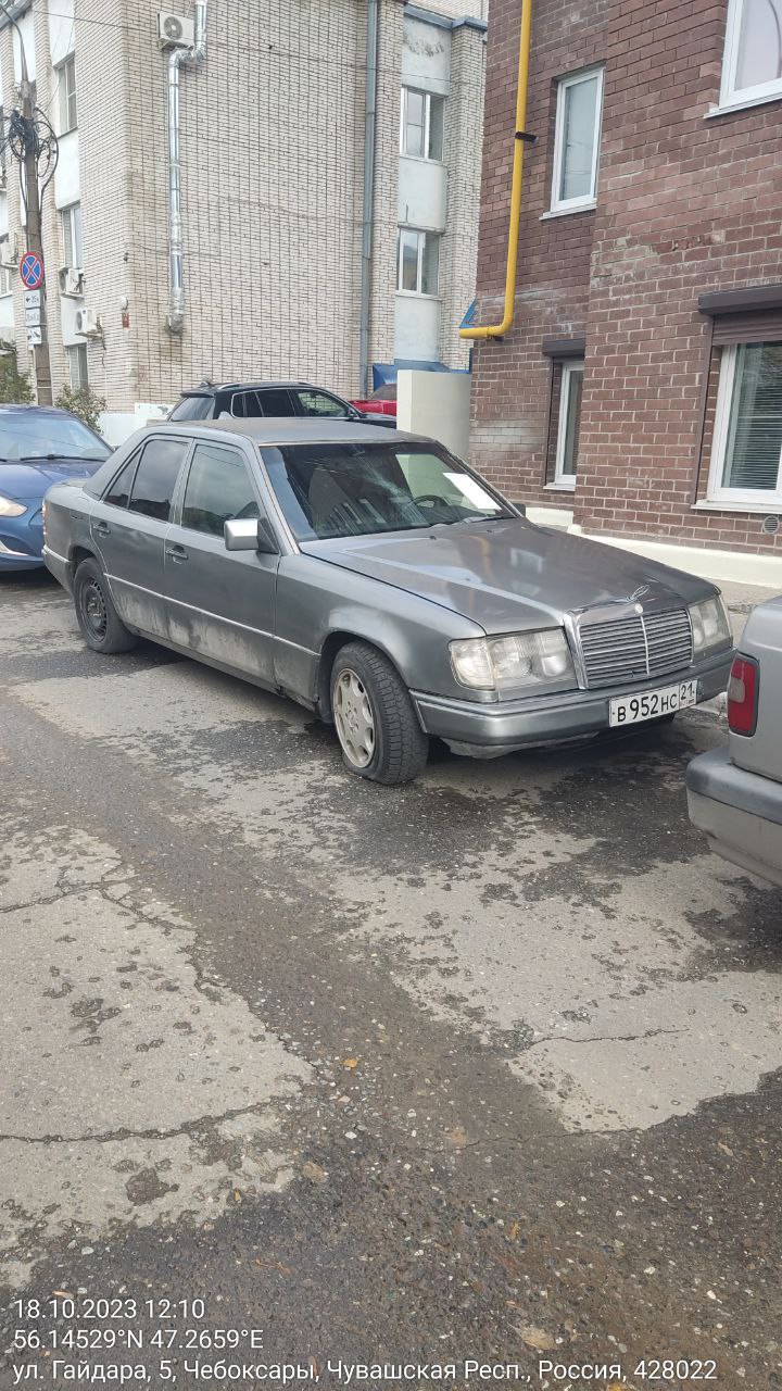 В Чебоксарах ищут владельцев брошенных автомобилей | г. Чебоксары Чувашской  Республики