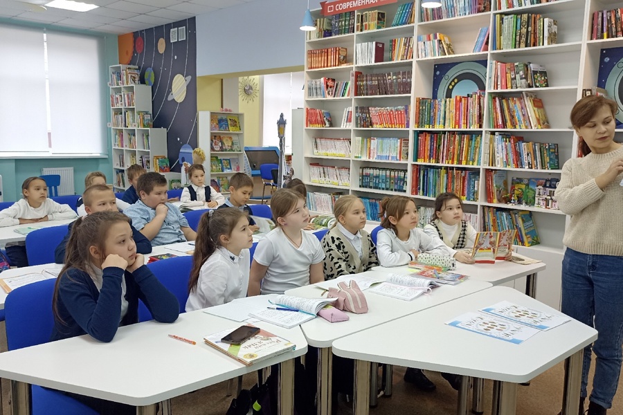 В Моргаушской детской библиотеке им. А. Г. Николаева состоялся час информации «Правильно кормим птиц»