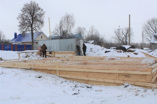 В деревне Вурманкас-Туруново начались строительные работы по возведению нового здания фельдшерско-акушерского-пункта