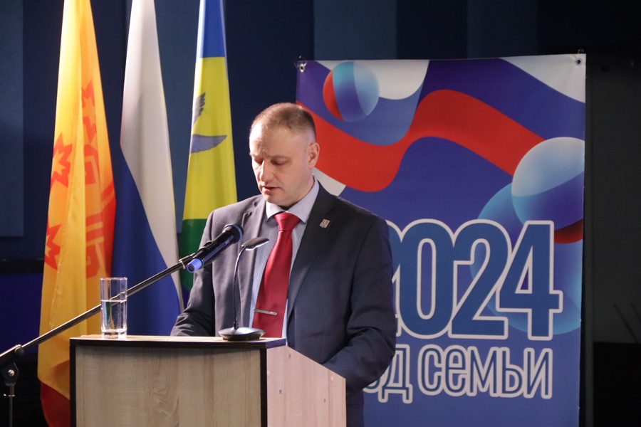 В Новочебоксарке состоялось расширенное совещание с активом города по подведению итогов социально-экономического развития за 2023 год и постановке задач на 2024 год