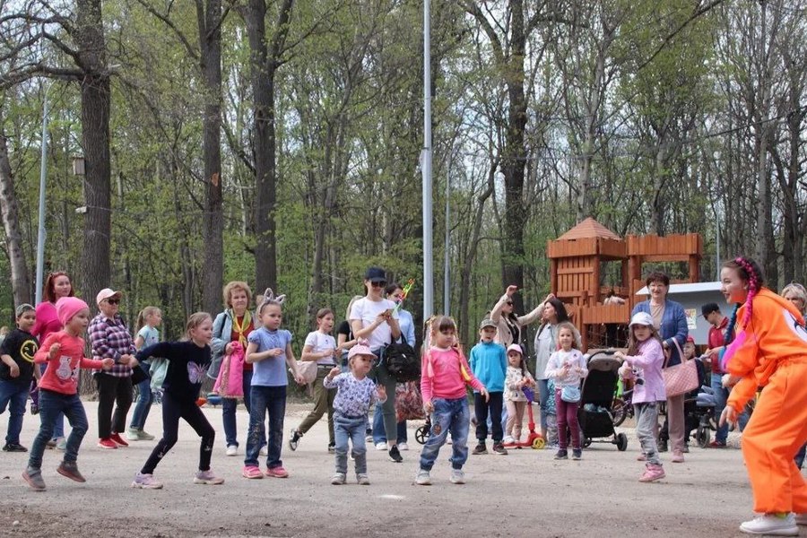 Ельниковской роще состоялось открытие летнего сезона