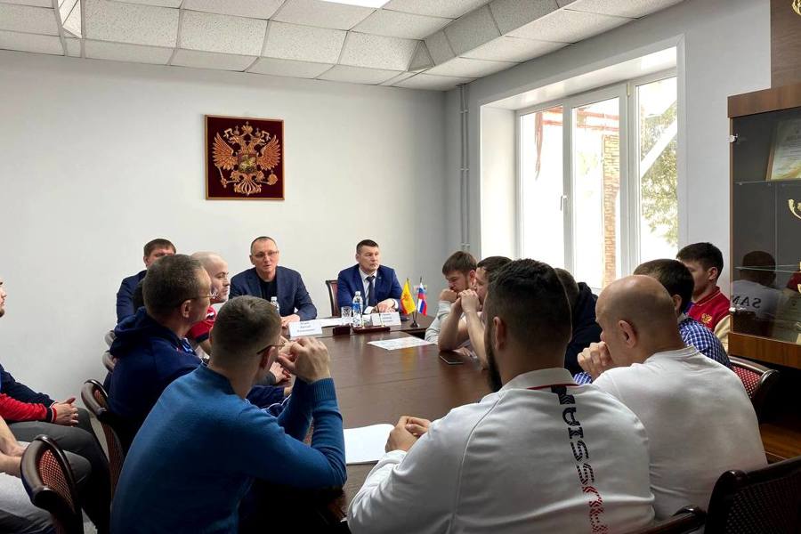 16 самбистов Чувашии вошли в составы сборных команд России в 2023 году