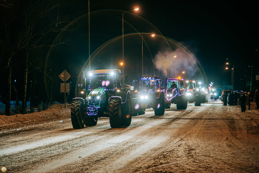 Пробег тракторов в поддержку бойцов СВО организовали аграрии из Батыревского округа Чувашии