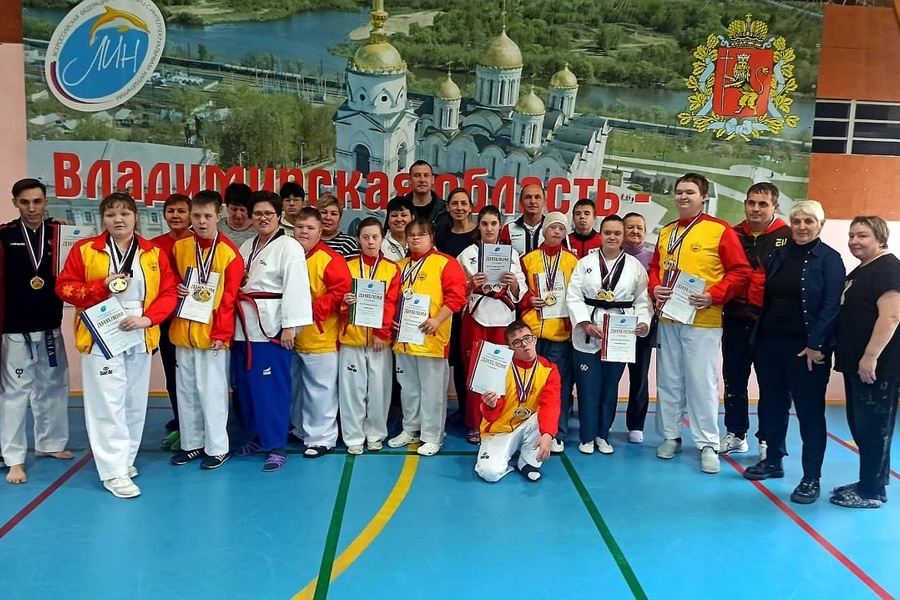 Спортсмены Чувашии привезли медали Всероссийских соревнований по тхэквондо среди ЛИН
