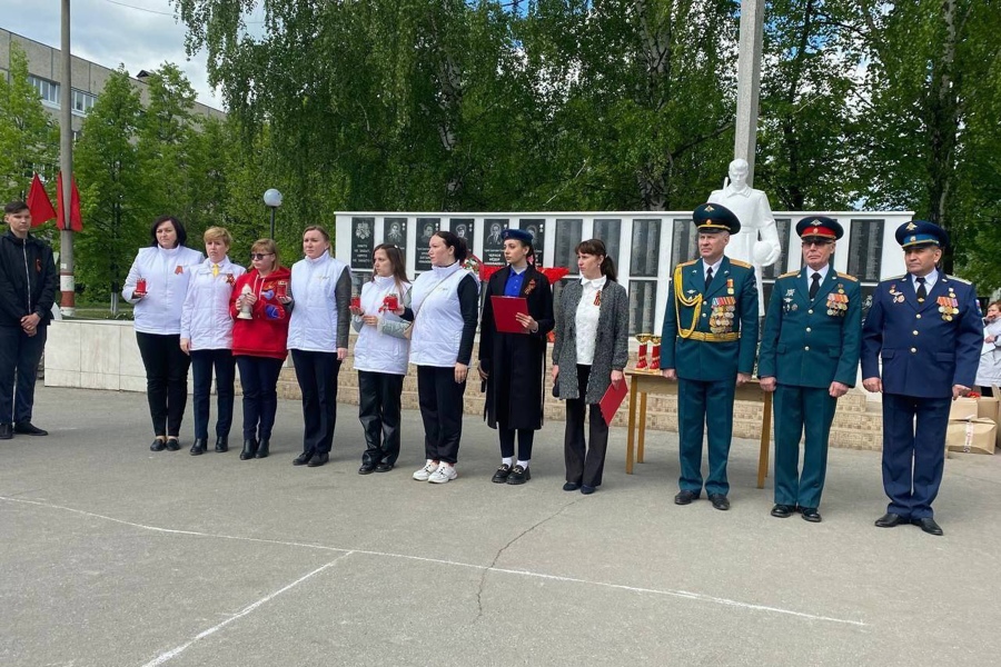 В сквере Победы прошла акция «Огонь памяти» приуроченная ко Дню Победы в Великой Отечественной войне 1941-1945 годов