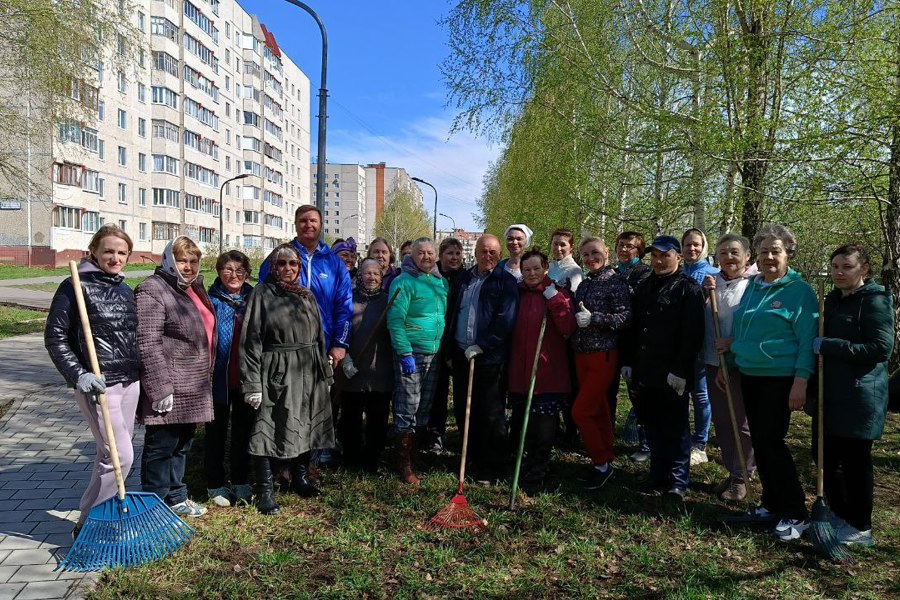 В городе Новочебоксарске продолжается череда экологических субботников