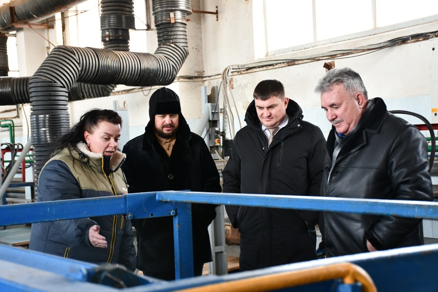 Представители Госслужбы Чувашии по тарифам совместно с членами Общественного совета посетили регулирующую организацию ГУП БОС в г. Новочебоксарске