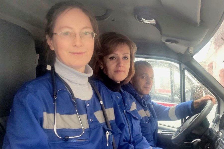 Педиатр из Мордовии стала «Земским врачом» бригады скорой помощи Чувашии