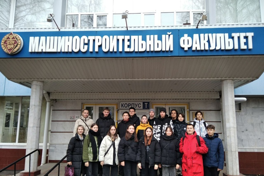 Учащиеся Цивильской СОШ№2 познакомились с профессией машиностроителя