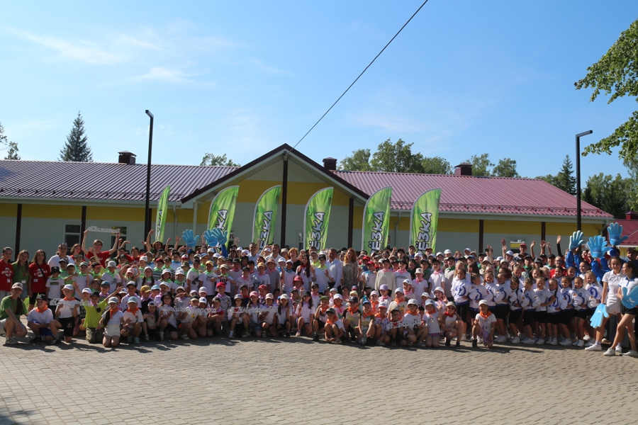 В преддверии Дня Республики детский оздоровительный лагерь «Берёзка» встречает гостей