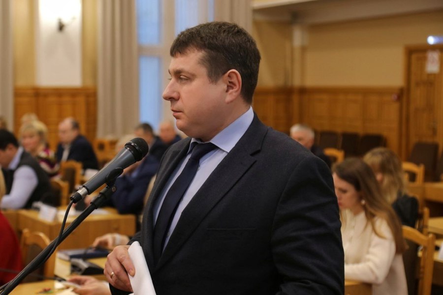 Заместитель начальника управления Д. Церфус выступил на еженедельной общегородской планерке.