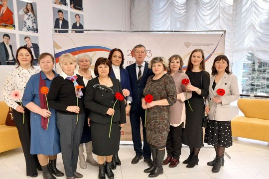 В Чувашии состоялось торжественное открытие Год педагога и наставника