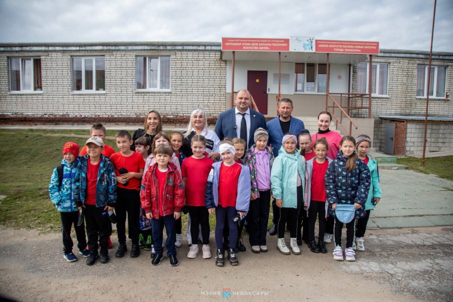 Денис Спирин ознакомился с образовательными учреждениями поселка Новые Лапсары