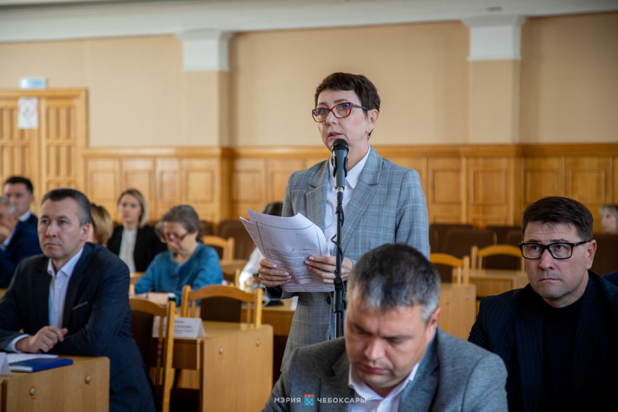 В Чебоксарах обсудили ход социально-экономического развития и исполнения бюджета города