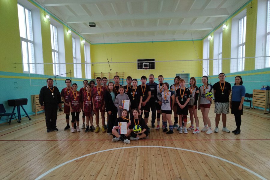 В Алдиаровской СОШ прошло соревнование по волейболу в рамках акции «Молодежь за здоровый образ жизни».