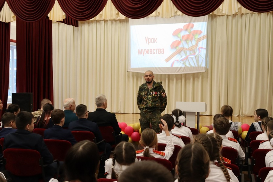 Уроки мужества в чебоксарских школах