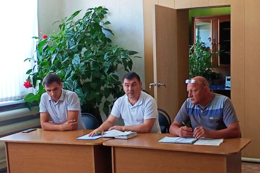 Александр Шакин встретился в ветеринарными специалистами Ядринского муниципального округа