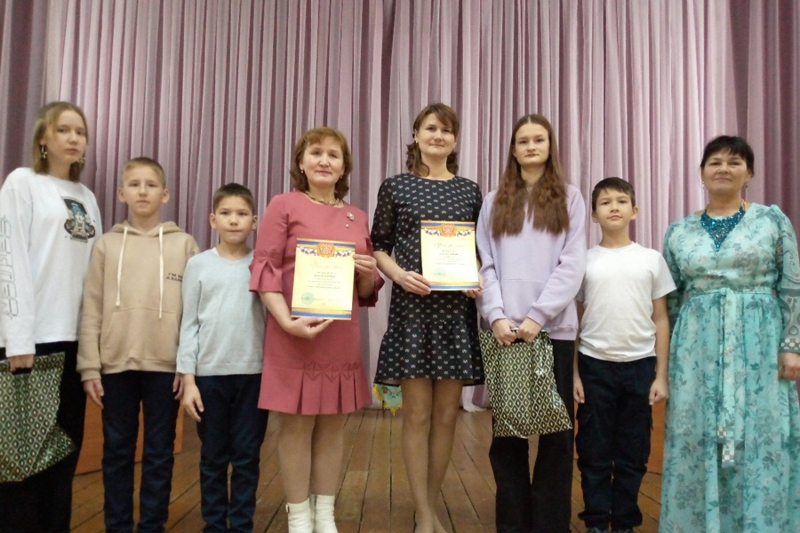 В Исаковском ЦД состоялось мероприятие, посвященное Году семьи в России и Году экологии в Чувашии