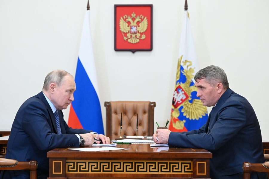 Владимир Путин поддержал реконструкцию Мемориального комплекса космонавта №3 Андрияна Николаева в Шоршелах