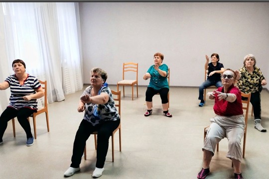 Пожилые шумерлинцы - активные участники Всероссийского социального проекта «Живые танцы»