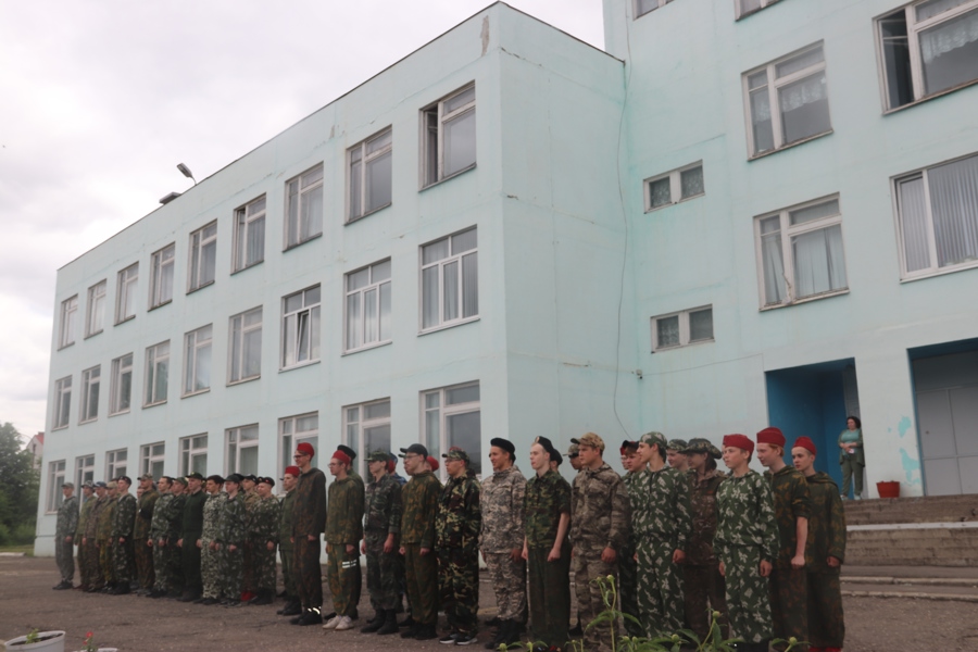 Для десятиклассников г. Алатырь  стартовали военно-полевые сборы