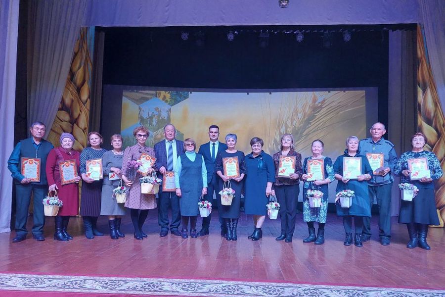 Награждение победителей конкурса на лучший приусадебный участок «Во саду ли, в огороде»