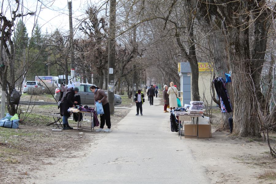 В Чебоксарах продолжаются рейды по нелегальной торговле