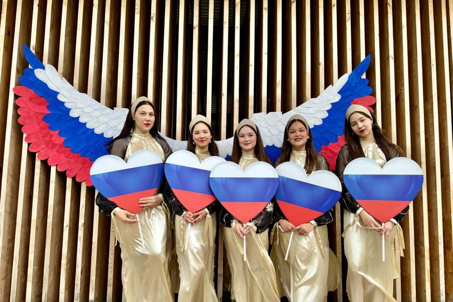 Жители города Канаш широко отметили День России