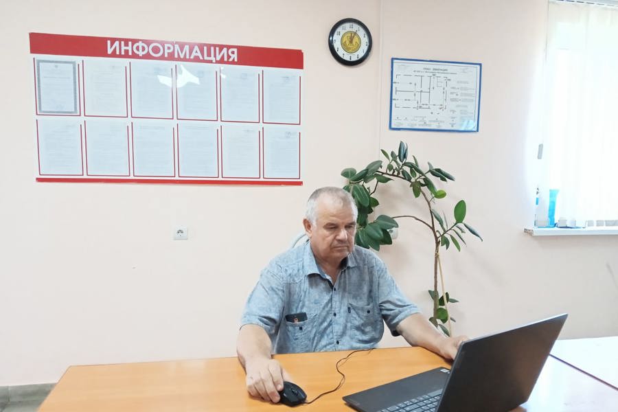 Жители Батыревского округа записываются на бесплатные курсы в рамках нацпроекта «Демография»